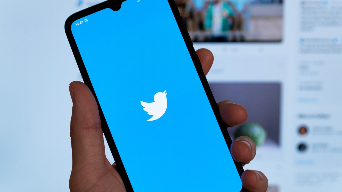 Twitter Blue is no longer available after a day of chaos