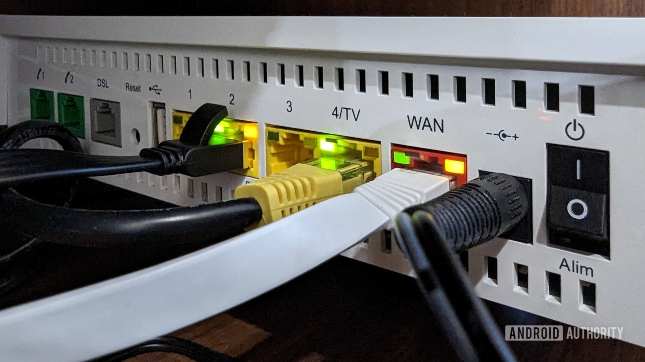 router-ports-scaled.jpg