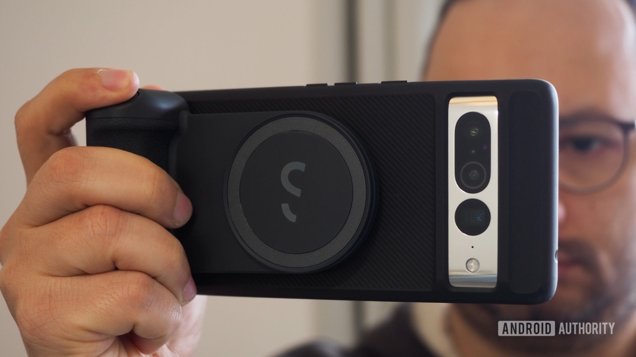 shiftcam-snapgrip-09-scaled.jpg